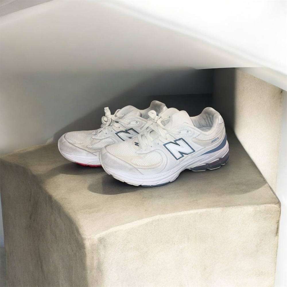 New Balance White and Gray Sneakers